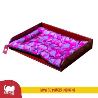 Cama de Madera + Colchoneta Impermeable Mediana