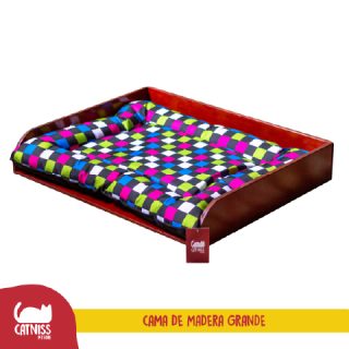 Cama de Madera + Colchoneta Impermeable Grande