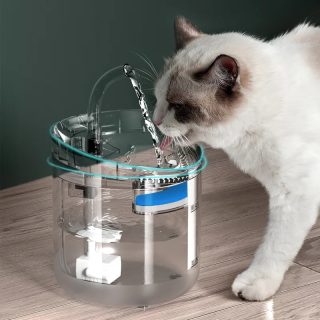 Fuente Eléctrica Transparente para Mascotas 1.8 L